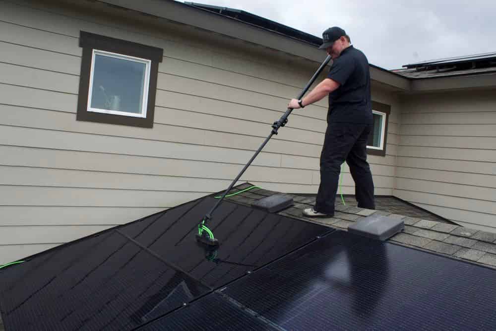 Solar Panel Cleaning image